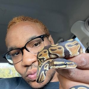 Meet your Posher, Chris